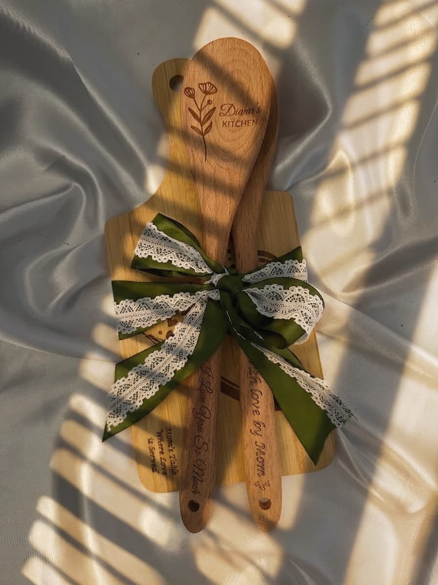 Engraved wooden paddle
